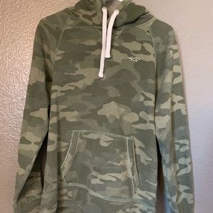 Camo hoodie, fits like a small